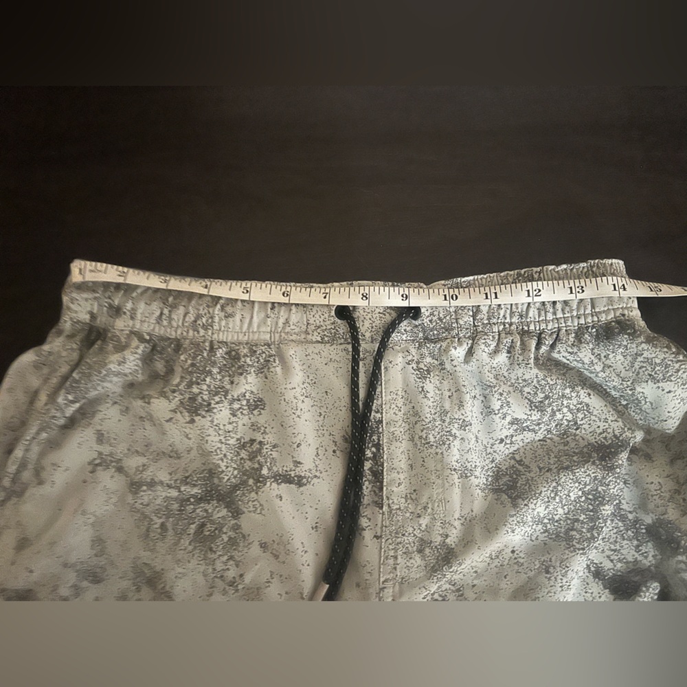 Legend Gray Athletic Men's Shorts - Picture 4 of 4